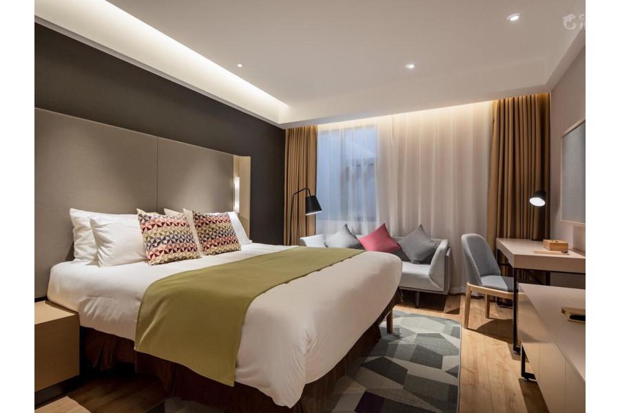 Campanile Hotel Wuhan Zhongnan Road Metro Station Exterior foto